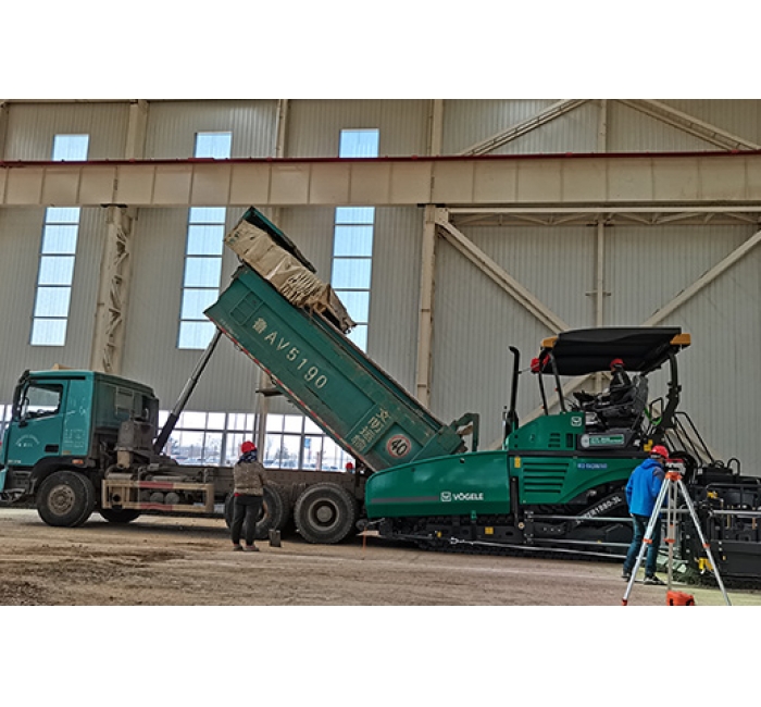 濟(jì)南水穩(wěn)攤鋪機(jī)租賃，水穩(wěn)攤鋪機(jī)出租